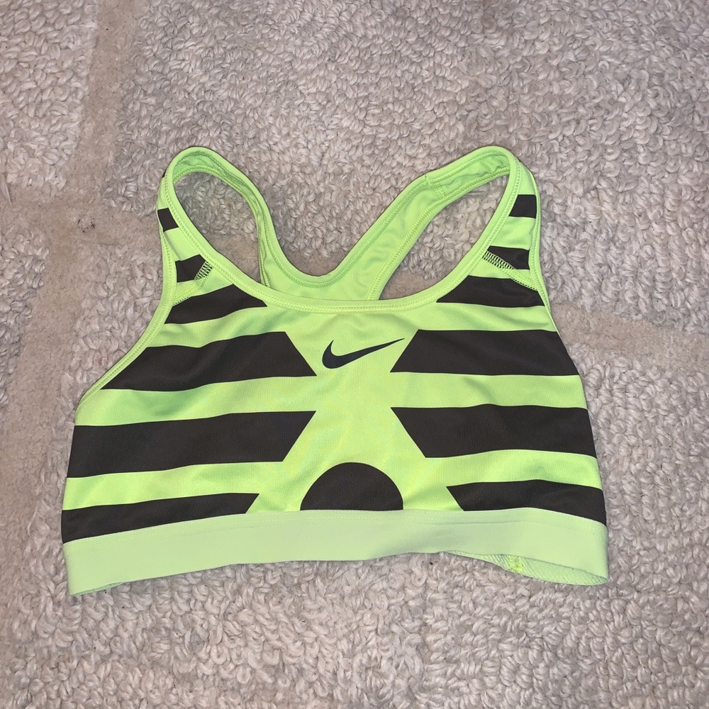 Nike Women’s Dry Fit Sports Bra
